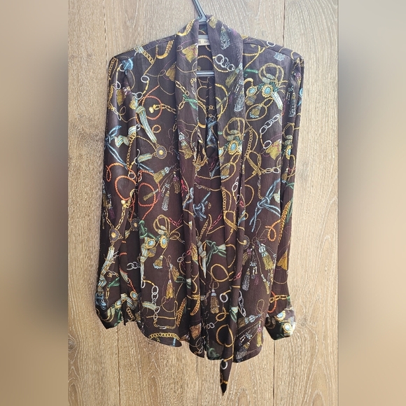 Zara Blouse Medium Chic Chain Print Blouse with Gold and Green Accents - Picture 1 of 3